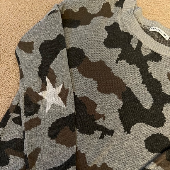 Kendall Lane sweater - Picture 4 of 5